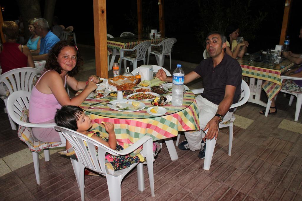 Yildiz Pension Bungalows Çıralı Eksteriør billede